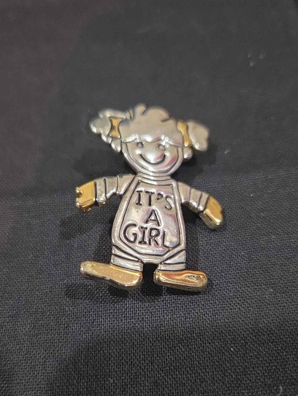 IT'S A GIRL BROOCH AND PENDANT
